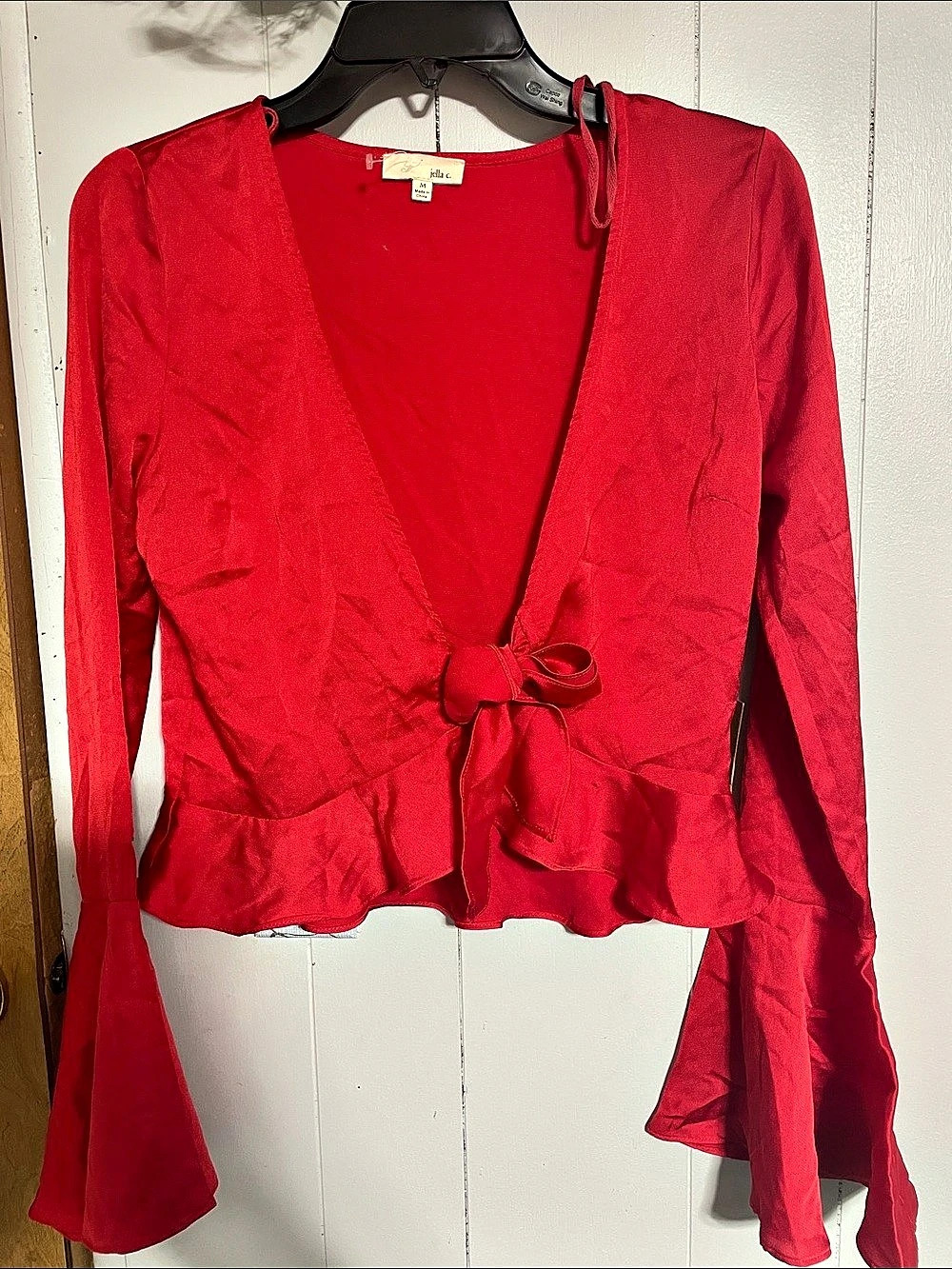 jella c. Classic Couture. Red Cropped Jacket Size Medium NWT